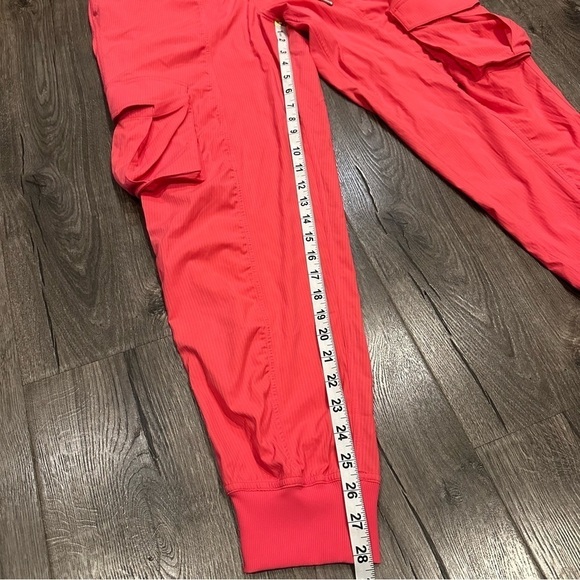 Lululemon Dance Studio Pants Relaxed Fit Mid Rise Cargo Jogger Glaze Pink Size M - Picture 6 of 10